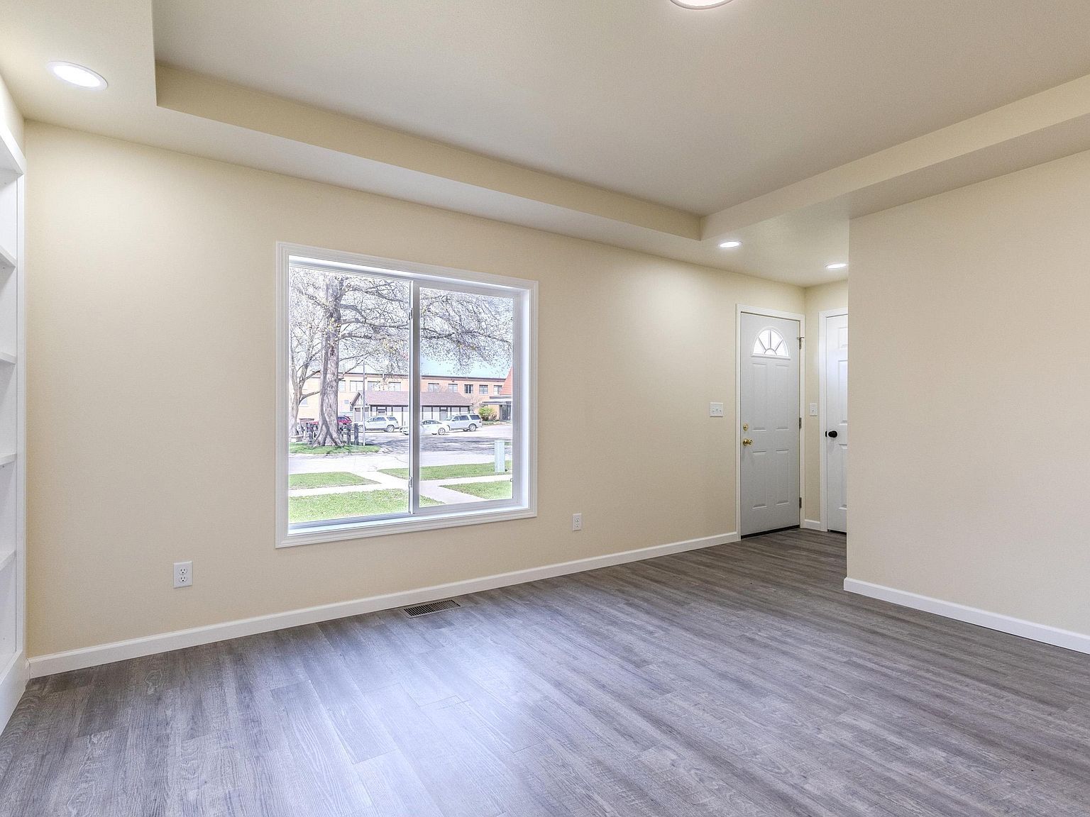 220 W 3rd St Spencer, IA 51301 - Thumbnail 3