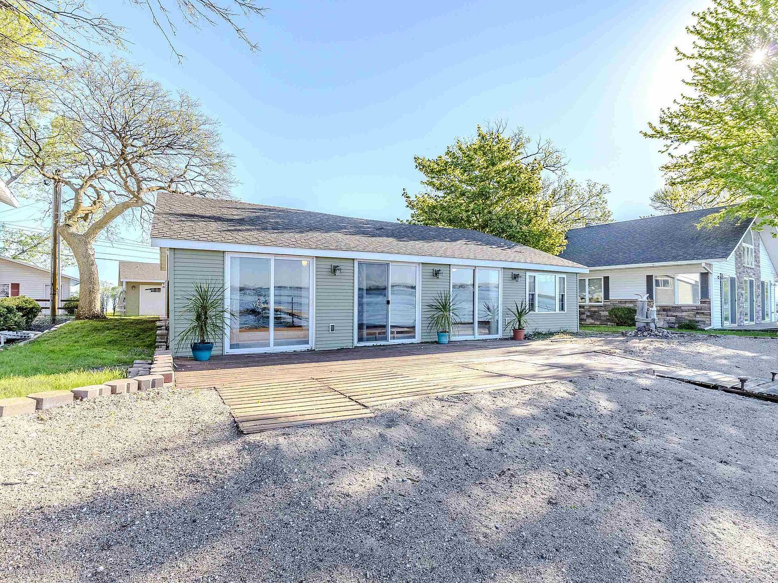 25031 McClelland Dr Spirit Lake, IA 51360 - Thumbnail 3