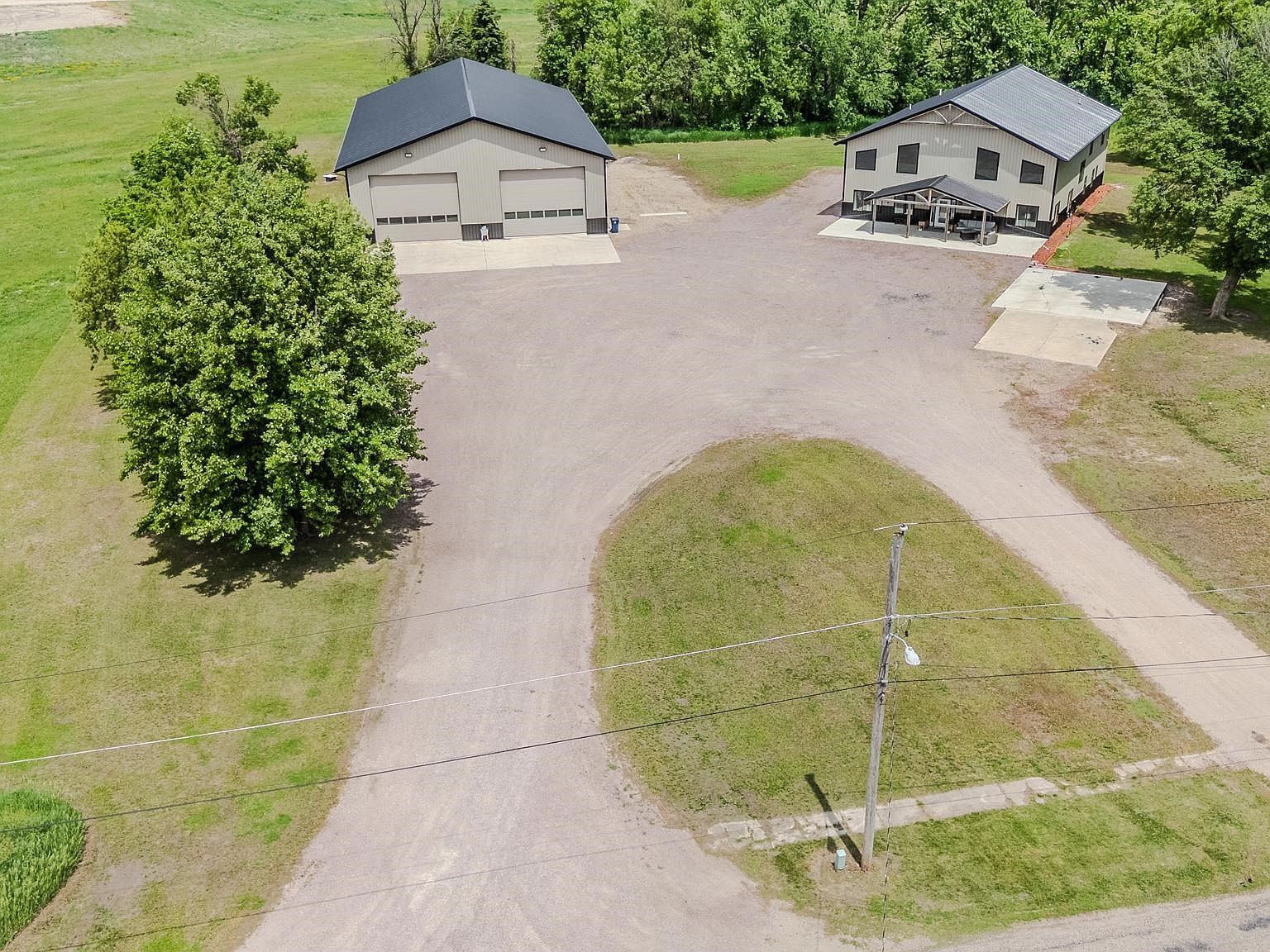 615 2nd St Ocheyedan, IA 51354 - Thumbnail 3