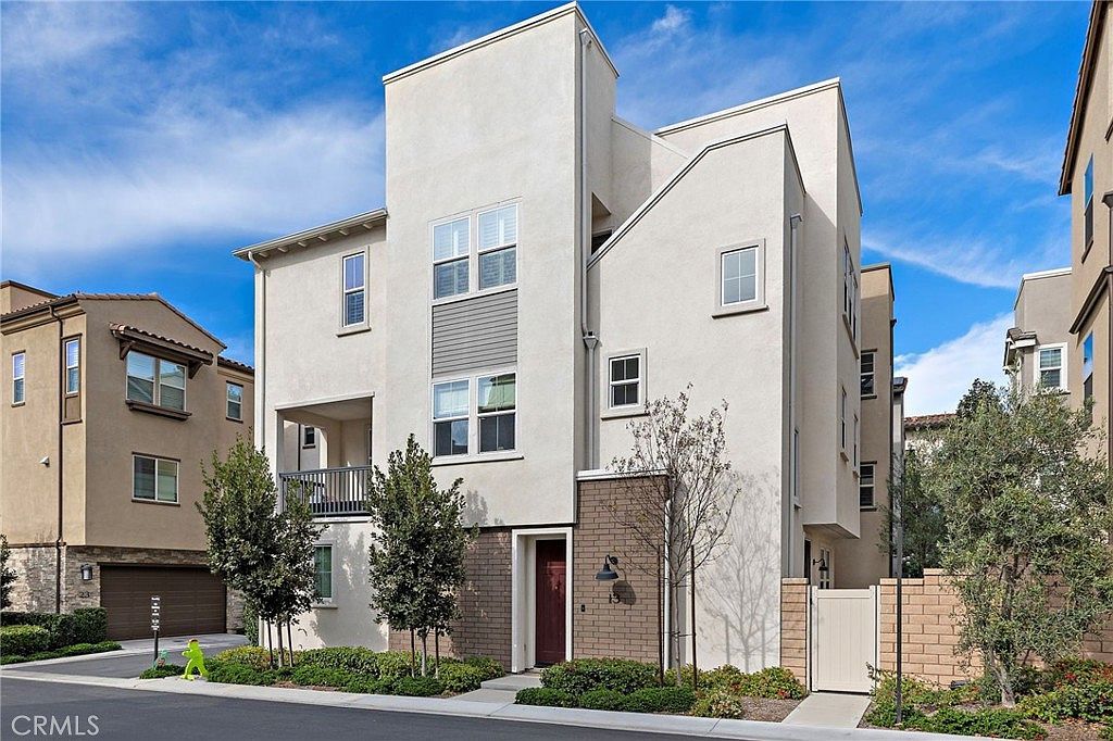 13 Hideaway Loop Mission Viejo, CA 92692 - Thumbnail 3