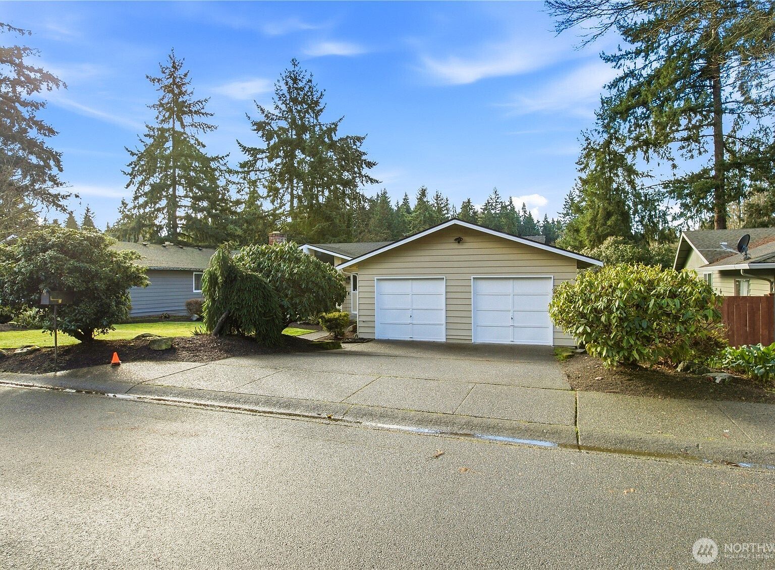 32417 29th Ave SW Federal Way, WA 98023 - Thumbnail 3