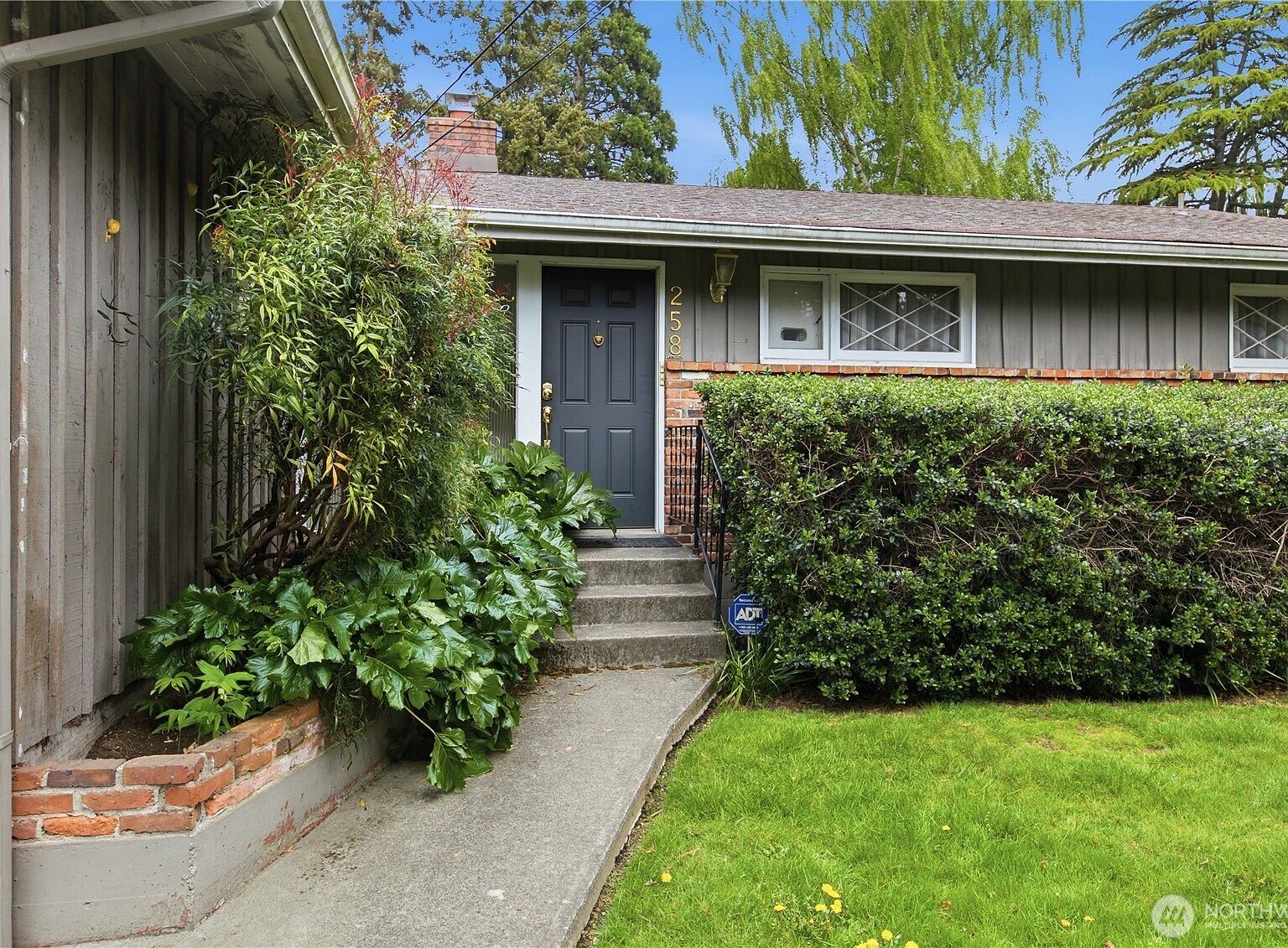 258 SW 176th Pl Seattle, WA 98166 - Thumbnail 3