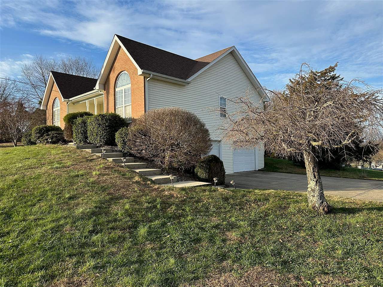 11 Bear Oak Ct Cecilia, KY 42724 - Thumbnail 3