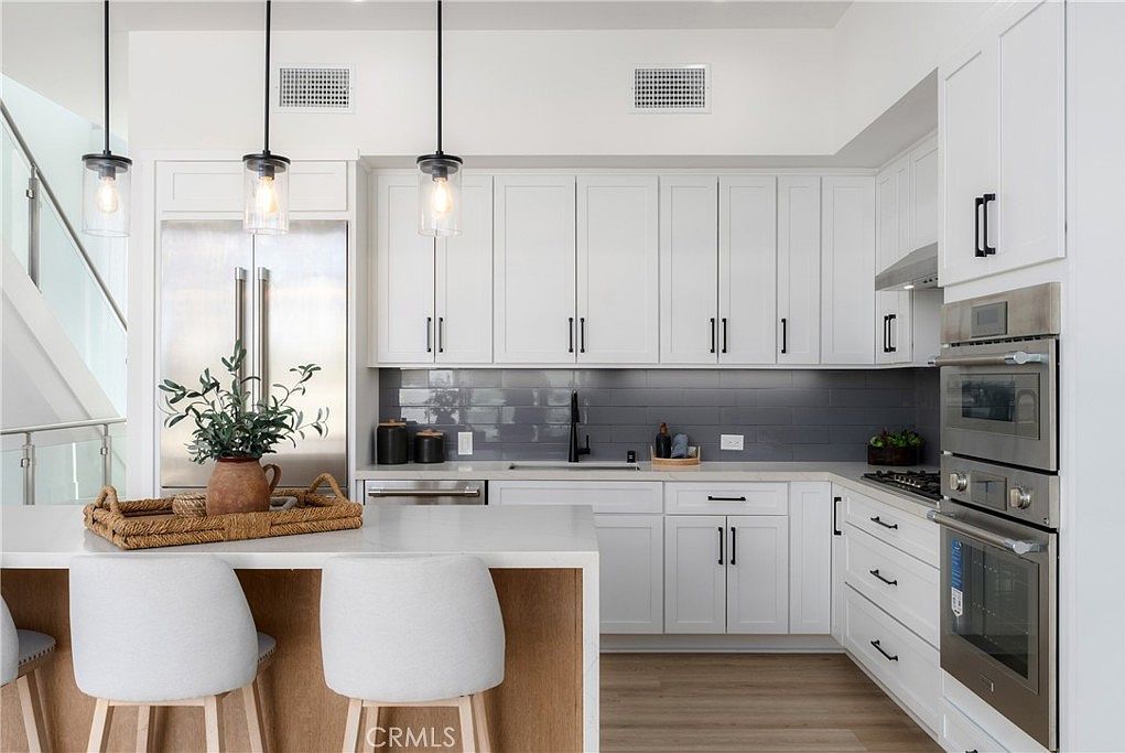 2648 State St #E Carlsbad, CA 92008 - Thumbnail 3