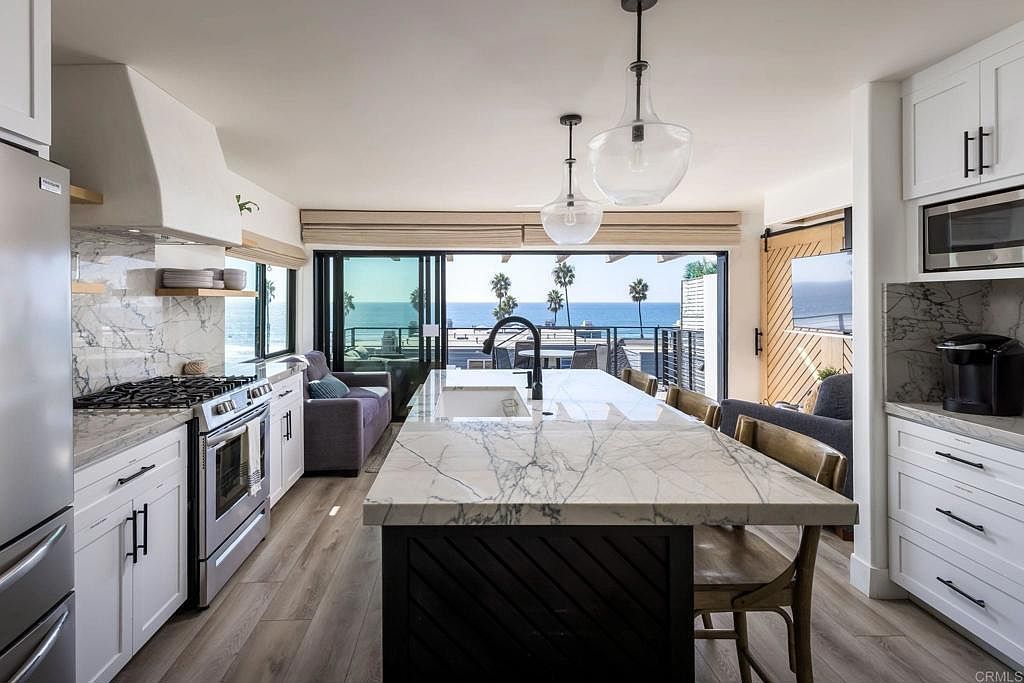 801-3 N Pacific St Oceanside, CA 92054 - Thumbnail 3