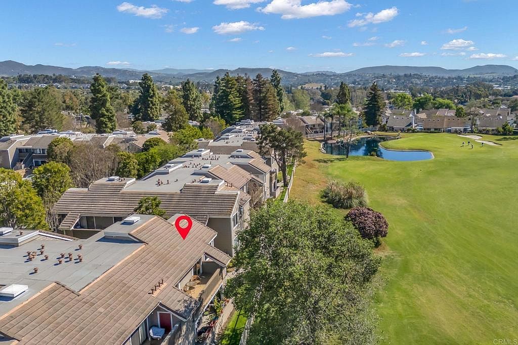 1091 Shadowridge Dr Unit 118 Vista, CA 92081 - Thumbnail 3