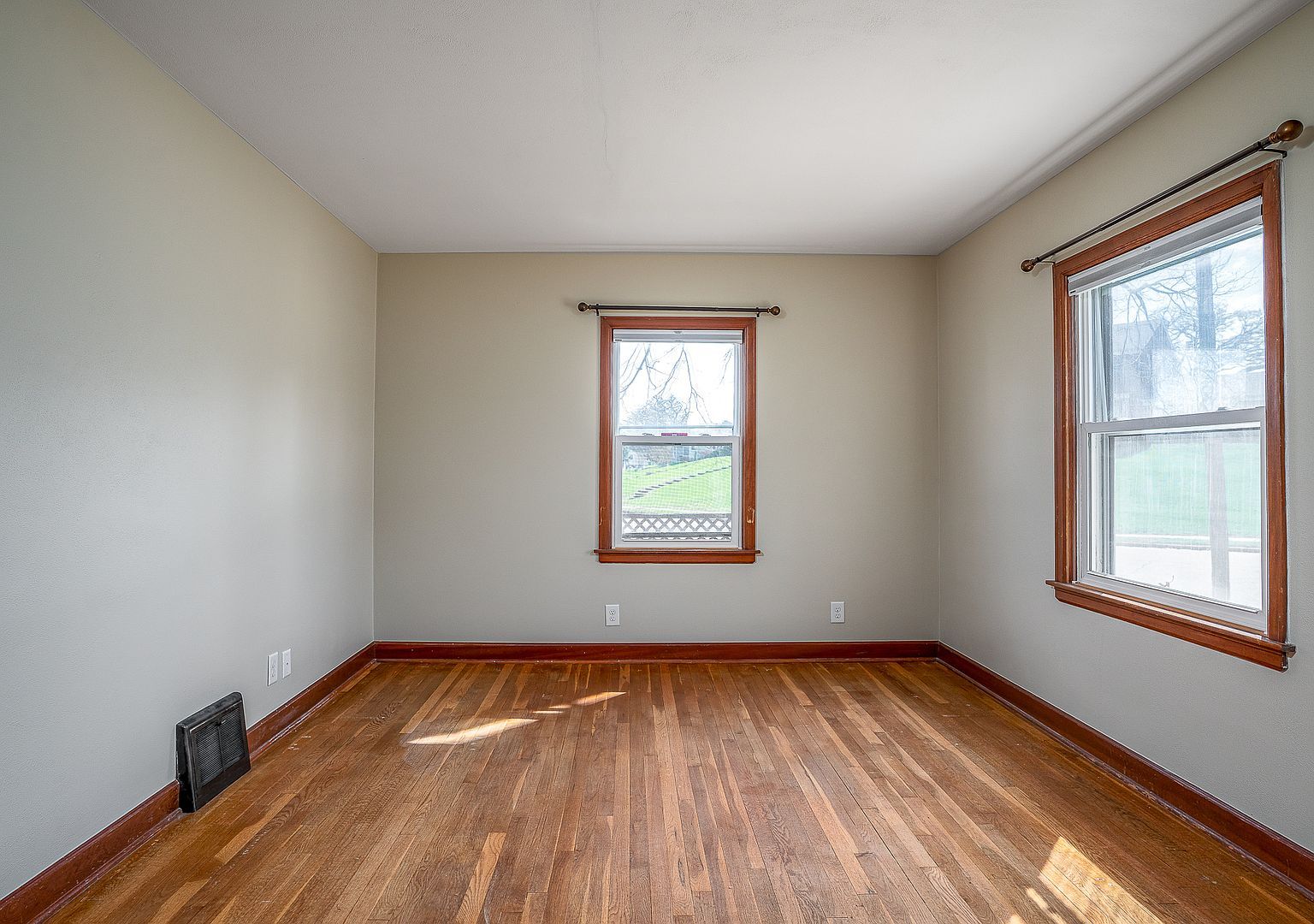 1024 Berg Pl Davenport, IA 52804 - Thumbnail 3