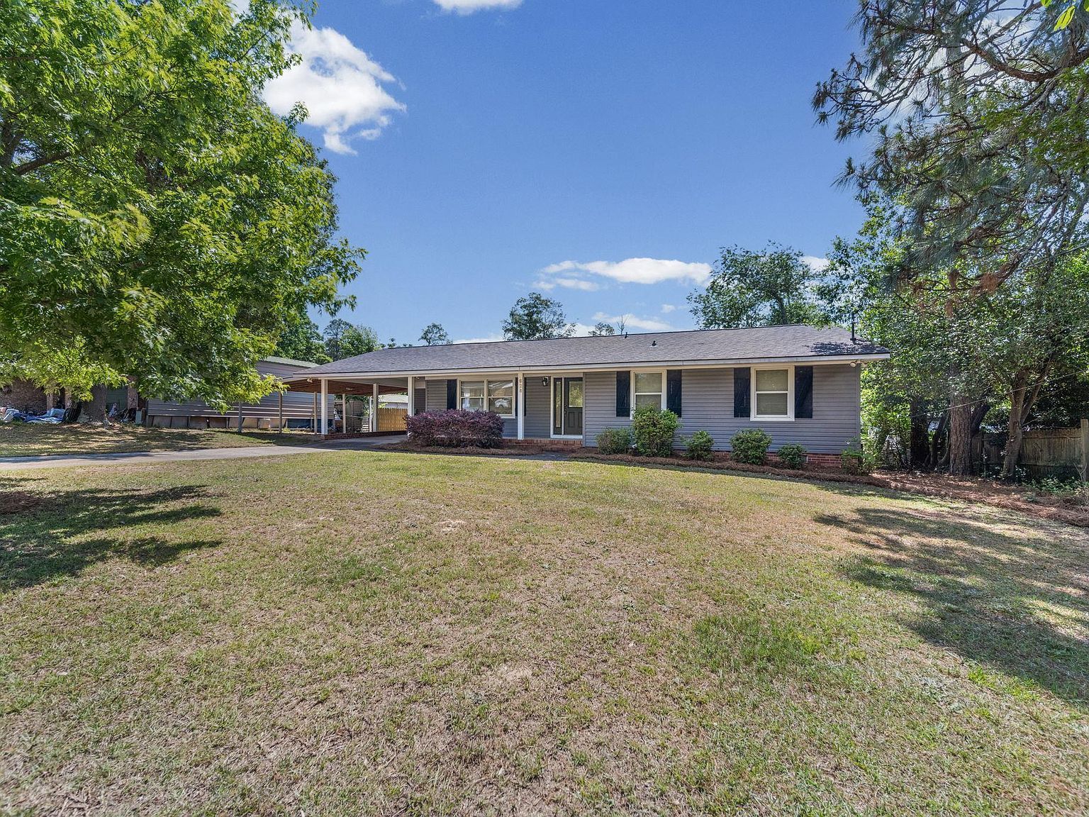 628 Hampton Cir North Augusta, SC 29841 - Thumbnail 3