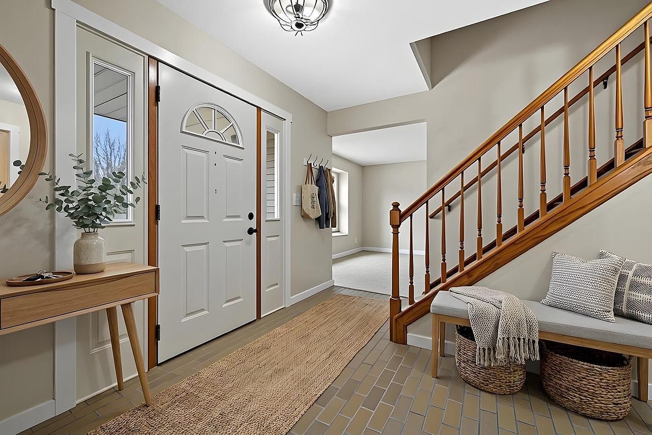 2205 2nd St Kenosha, WI 53140 - Thumbnail 3