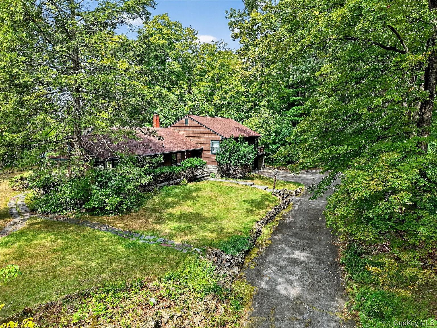 19 Ridgeview Rd Poughkeepsie, NY 12603 - Thumbnail 3