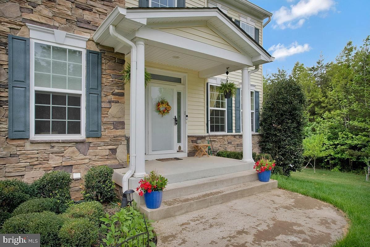 15 Burke Dr Fredericksburg, VA 22406 - Thumbnail 3
