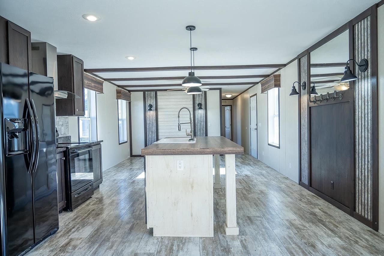 2701 E Main St #37 Reedsburg, WI 53959 - Thumbnail 3