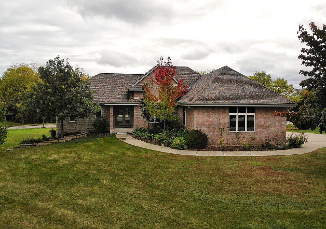 4707 W Jenna Ct Franklin, WI 53132 - Thumbnail 3