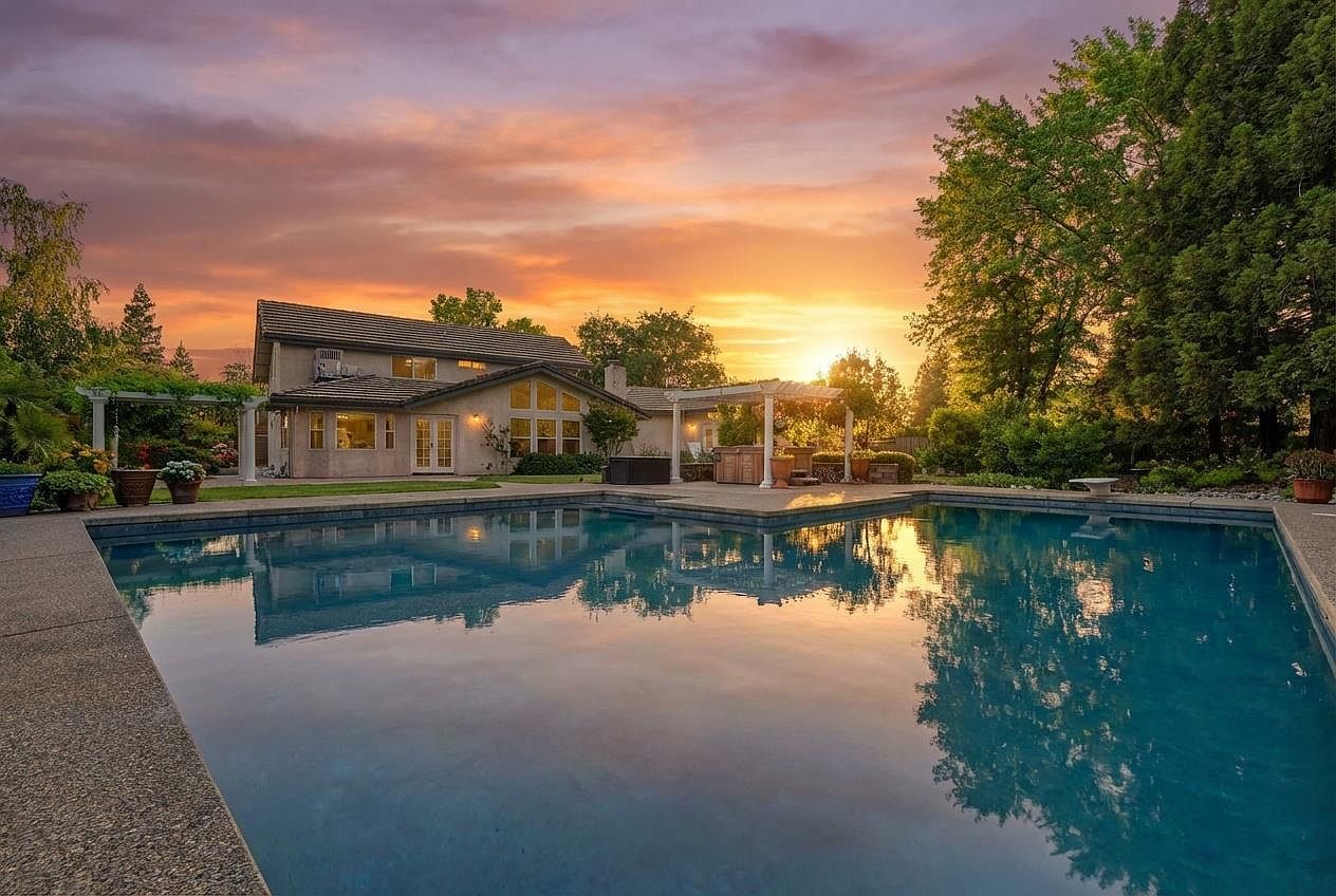 1859 Hillmont Way Roseville, CA 95661 - Thumbnail 3