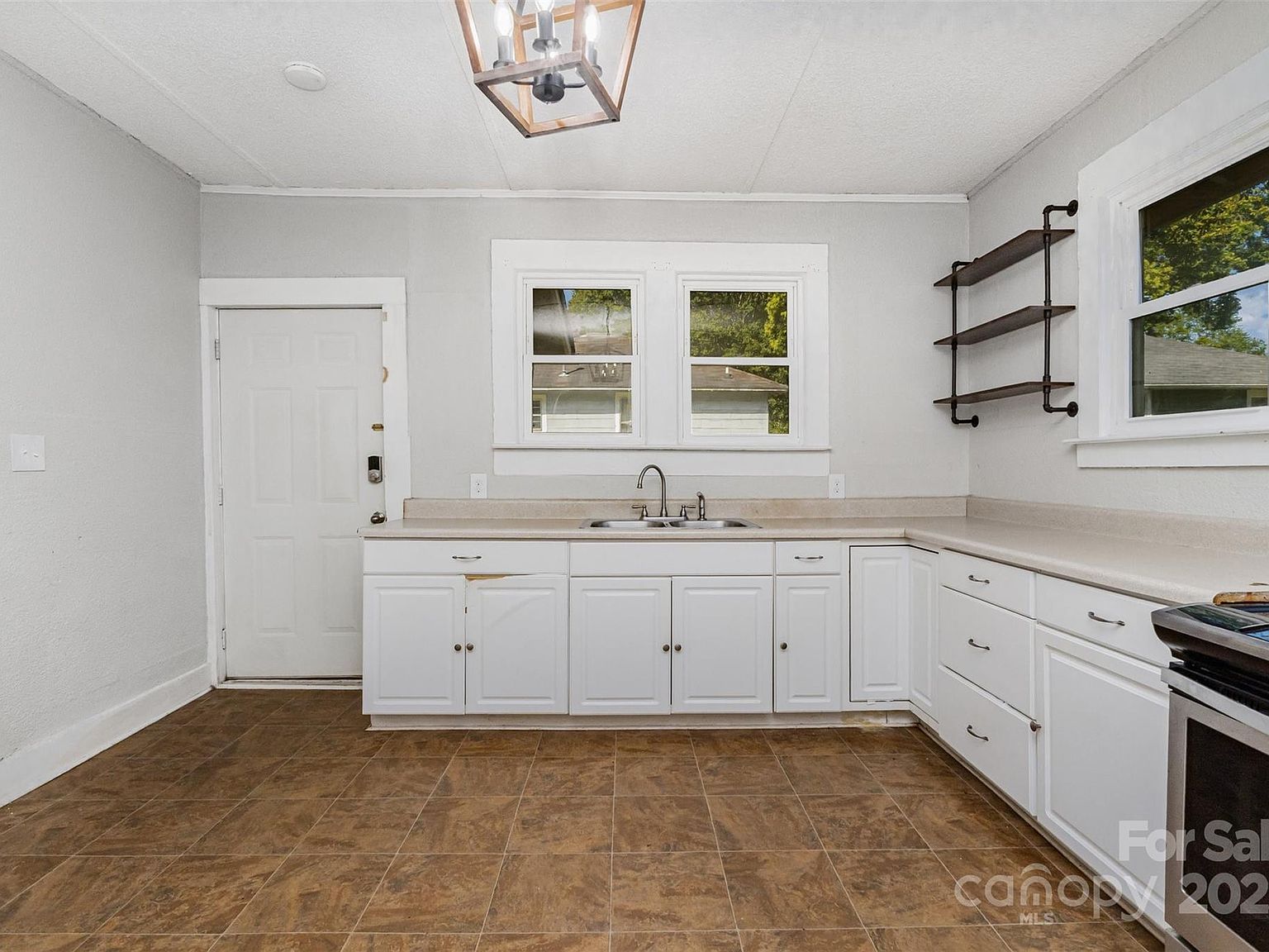 111 Dix St Gastonia, NC 28052 - Thumbnail 3