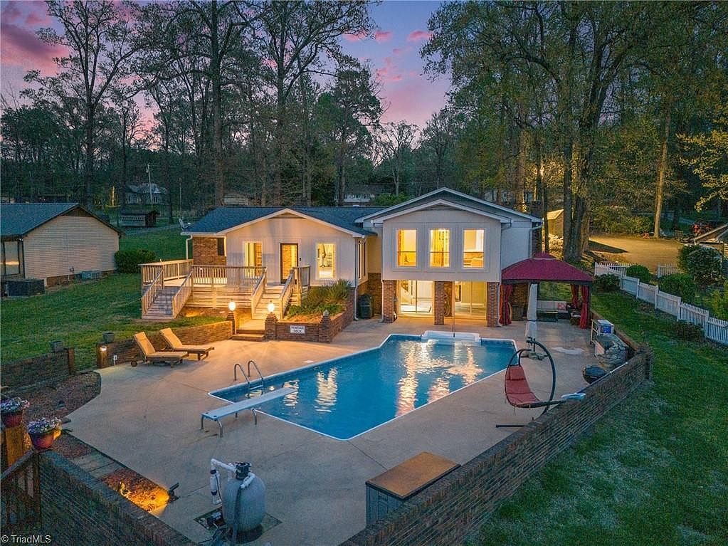 1017 Holloway Church Rd Lexington, NC 27292 - Thumbnail 3