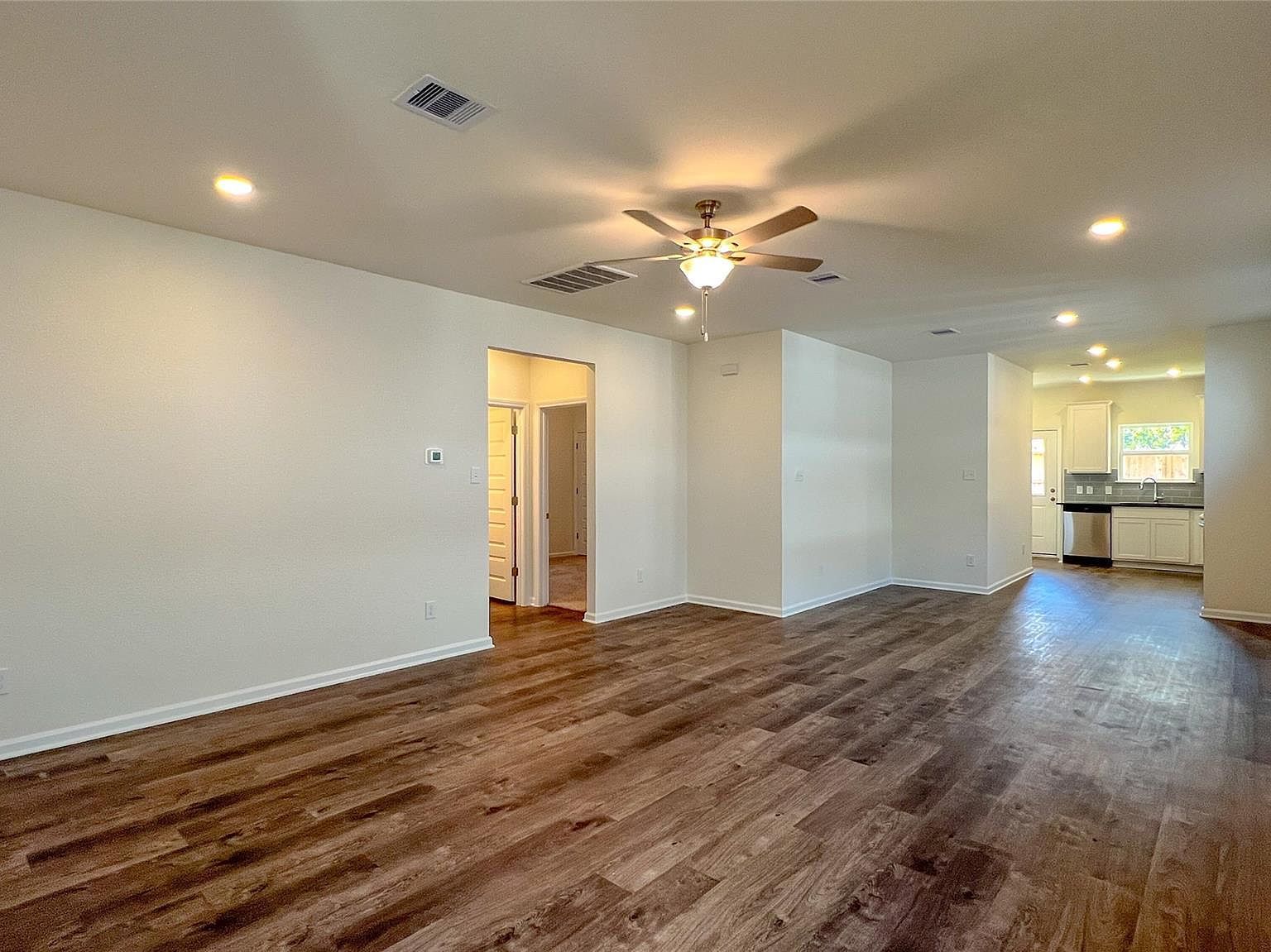 14362 Chilean Way Splendora, TX 77372 - Thumbnail 3