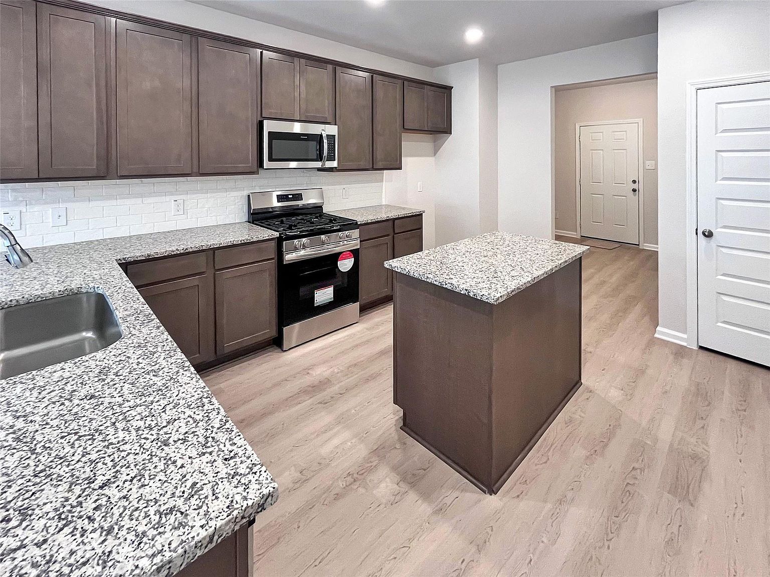 15502 Foresail Ln S Houston, TX 77053 - Thumbnail 3