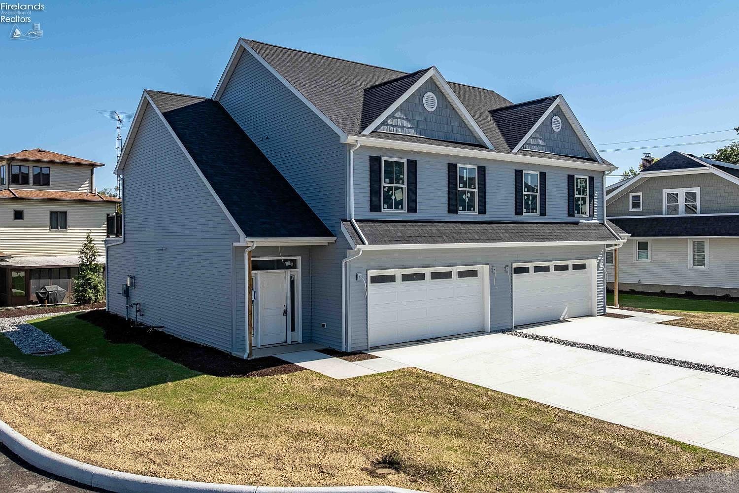 35 N Beach St Port Clinton, OH 43452 - Thumbnail 3