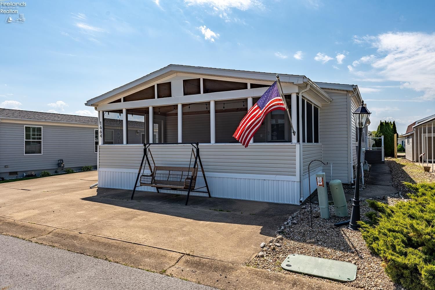 1664 N Coldwater Crossing Rd Lakeside Marblehead, OH 43440 - Thumbnail 3