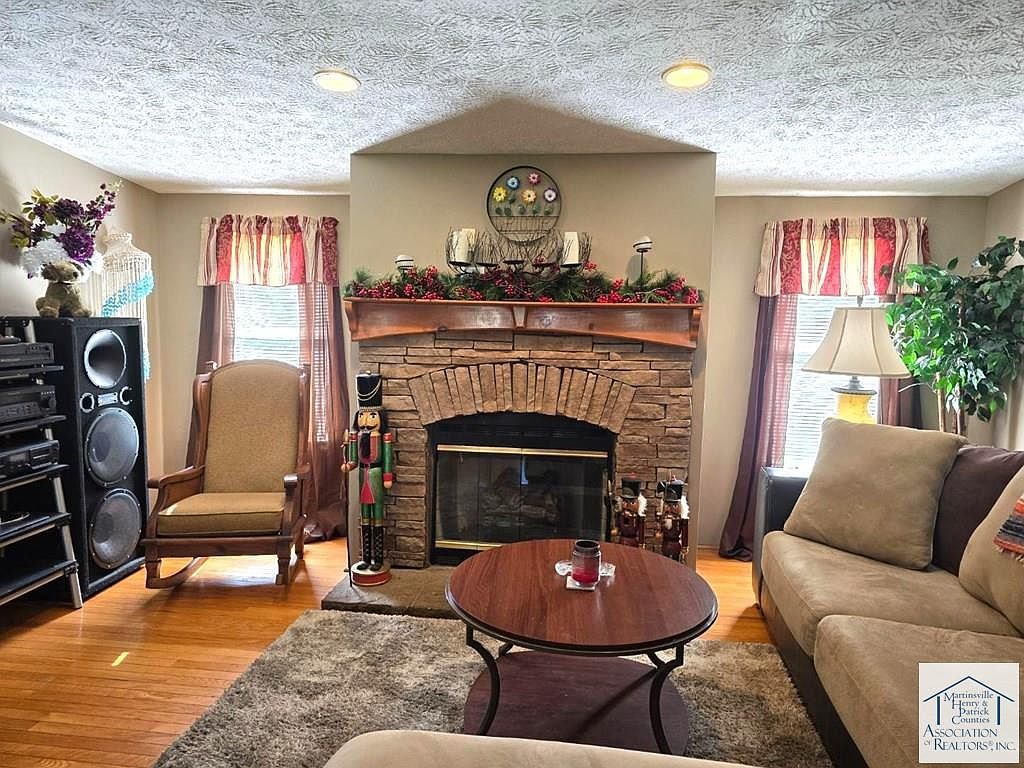 648 Roosevelt Reynolds Rd Patrick Springs, VA 24133 - Thumbnail 3