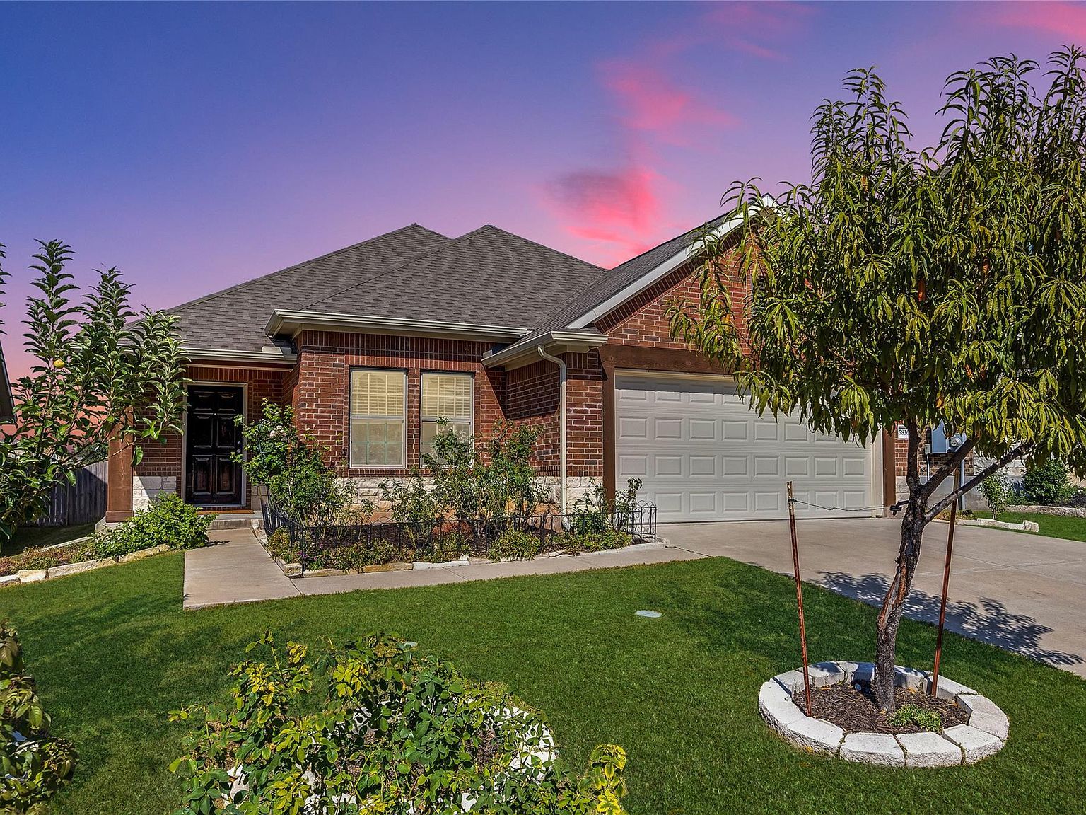 5836 Novaro Pl Round Rock, TX 78665 - Thumbnail 3