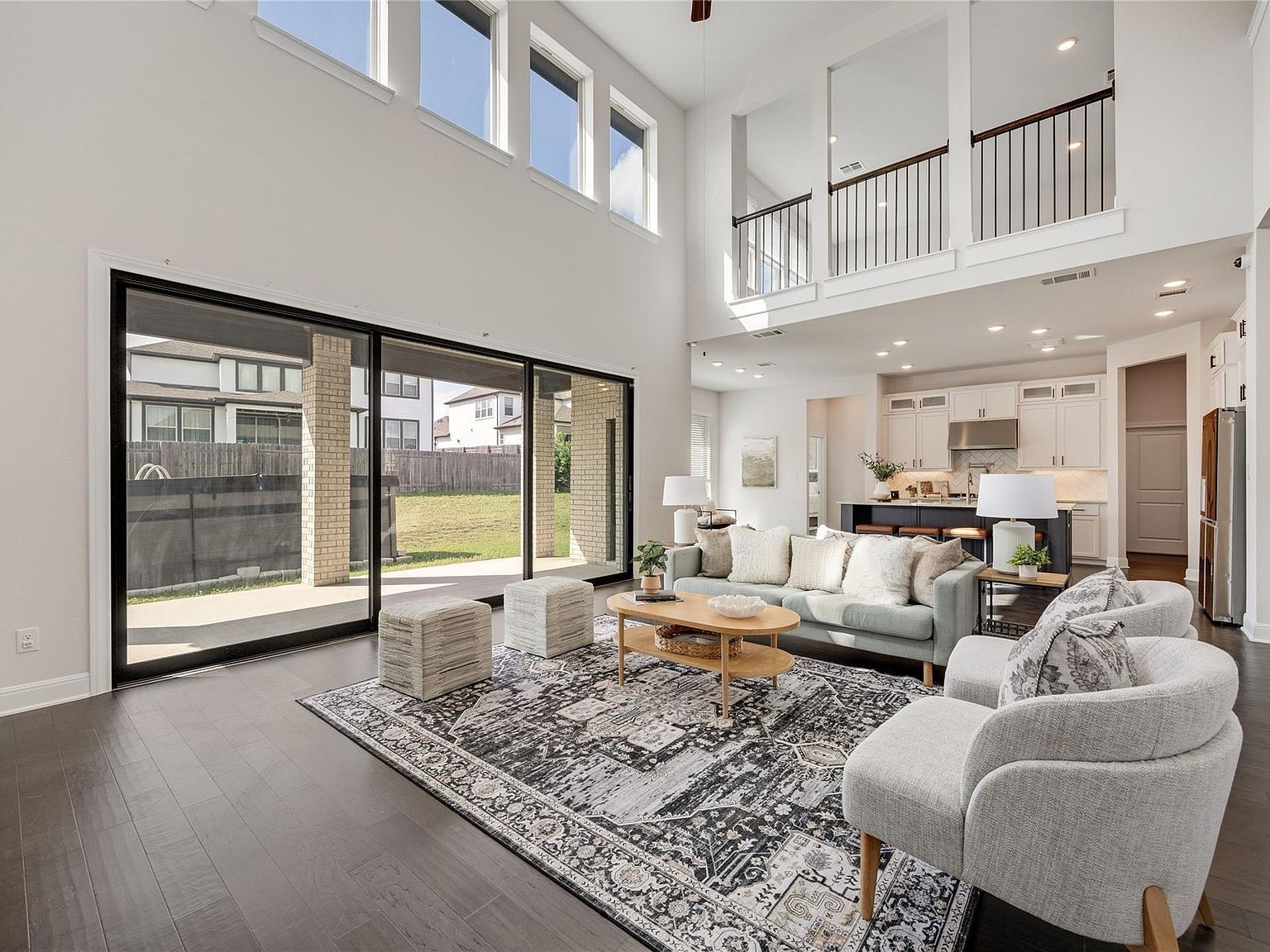 2436 Capestrano Cir Round Rock, TX 78665 - Thumbnail 3