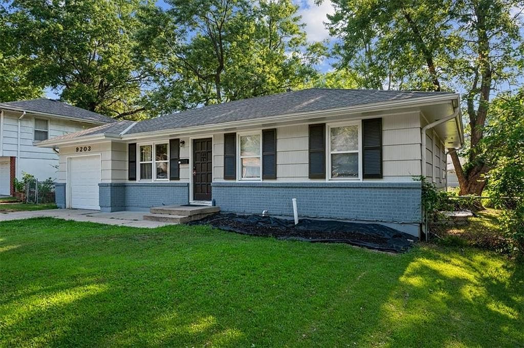 9203 Marsh Ave Kansas City, MO 64138 - Thumbnail 3