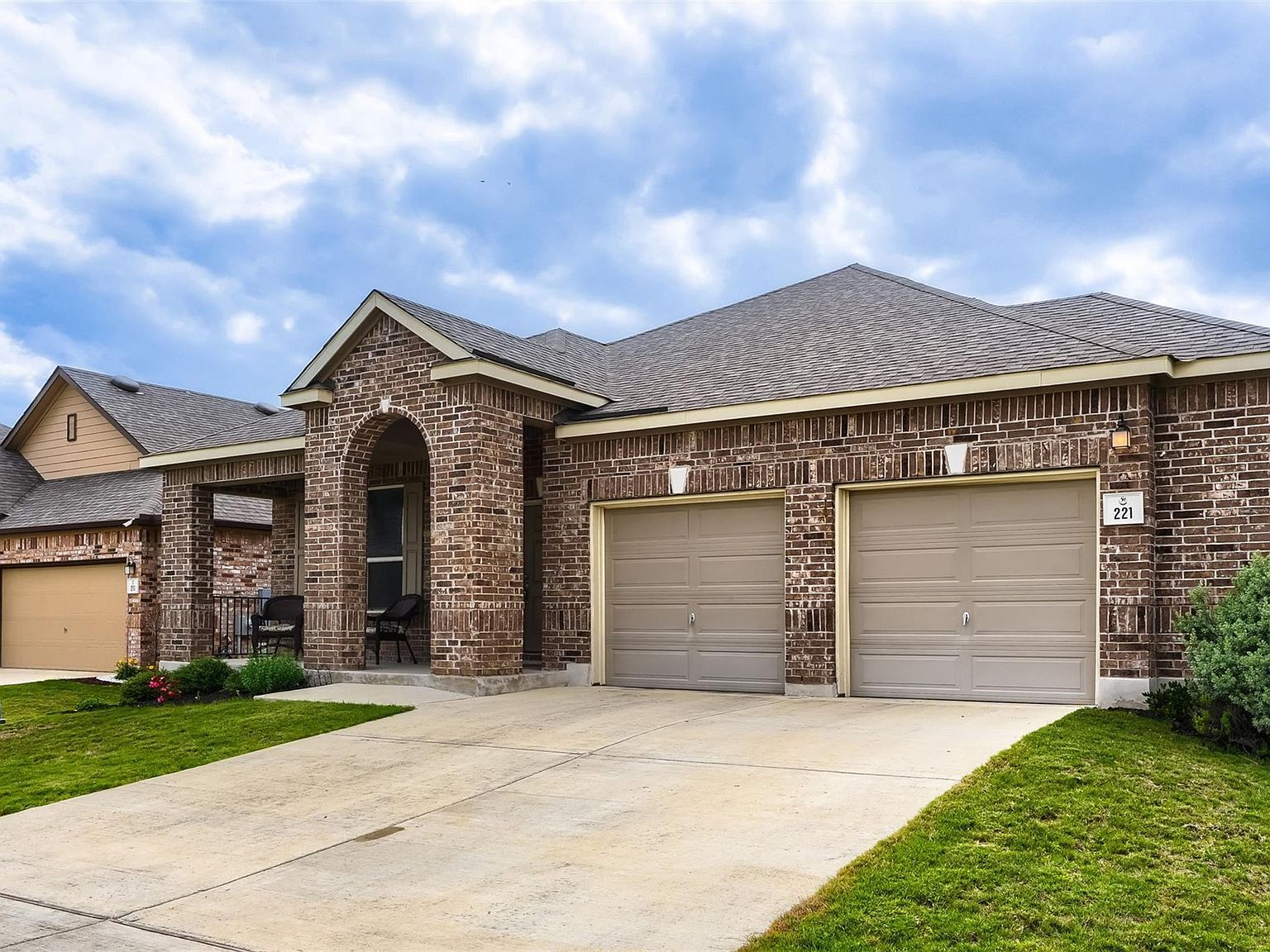 221 Auburn St Kyle, TX 78640 - Thumbnail 3