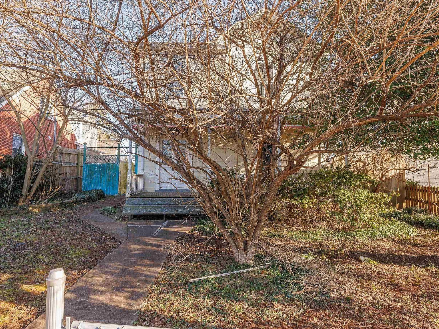 708 Locust Ave Charlottesville, VA 22902 - Thumbnail 3