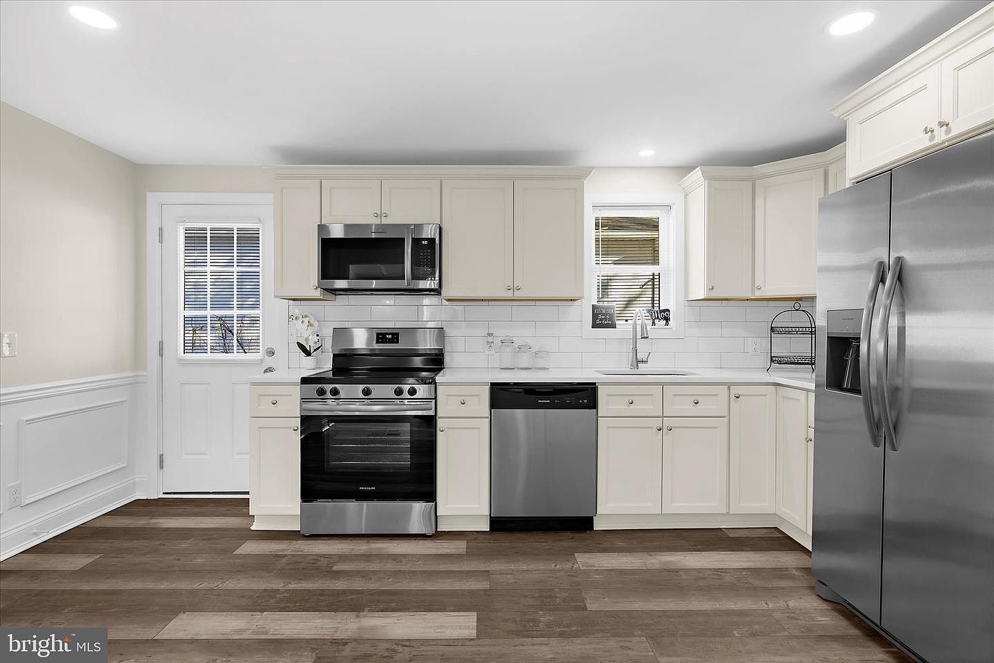 7815 East Rd Pasadena, MD 21122 - Thumbnail 3