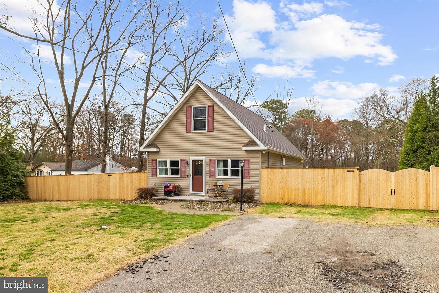 225 Obrecht Rd Millersville, MD 21108 - Thumbnail 3