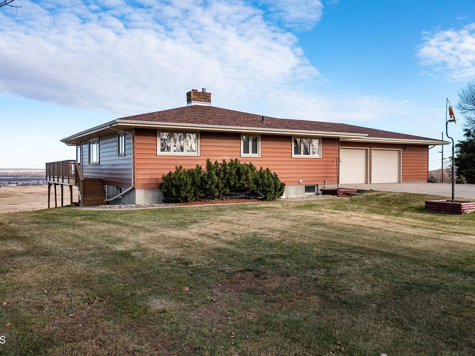 4004 Old Red Trl NW Mandan, ND 58554 - Thumbnail 3