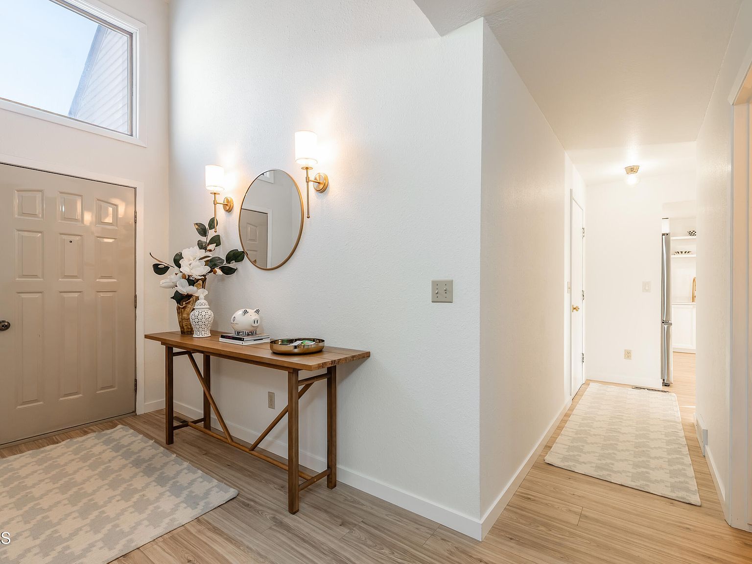 943 E Central Ave Bismarck, ND 58501 - Thumbnail 3