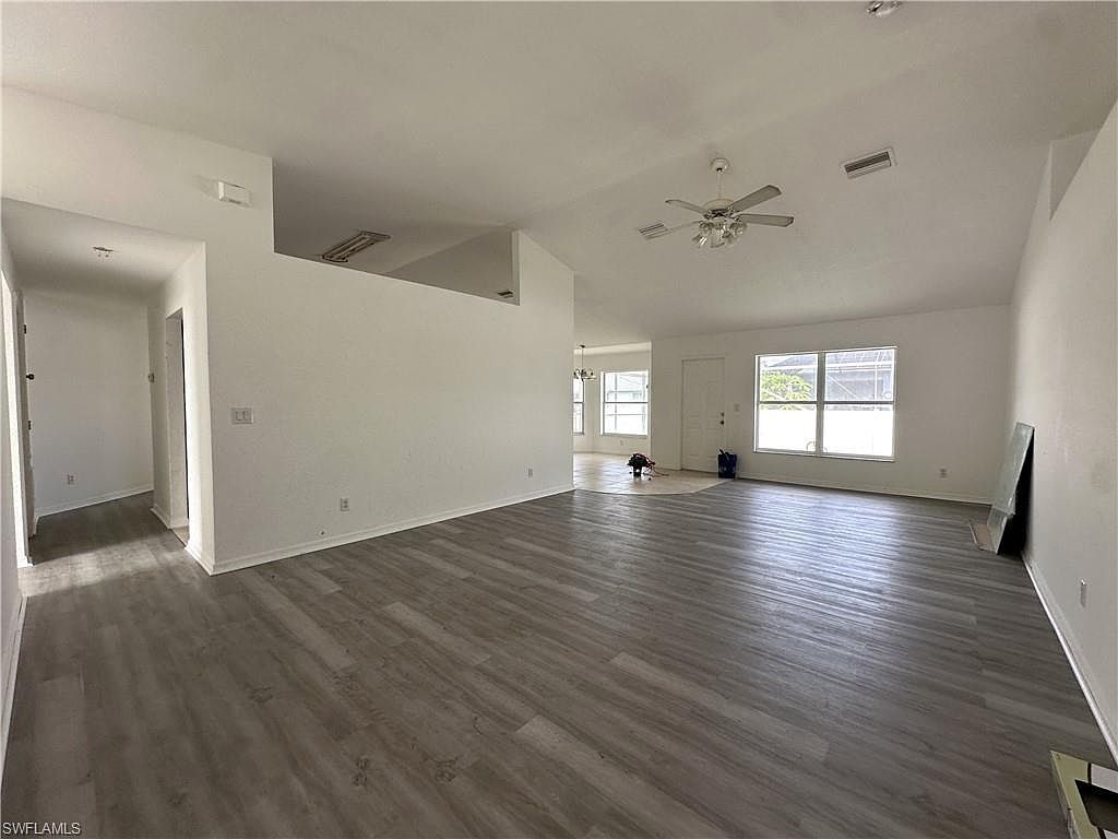 331 NE 23rd St Cape Coral, FL 33909 - Thumbnail 3