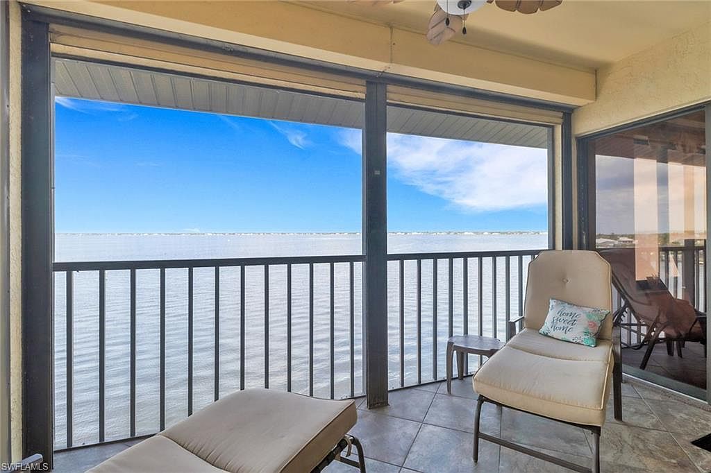 4015 SE 20th Pl APT 503 Cape Coral, FL 33904 - Thumbnail 3