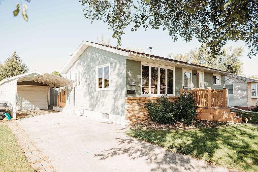 1424 4th Ave SW Aberdeen City, SD 57401 - Thumbnail 3