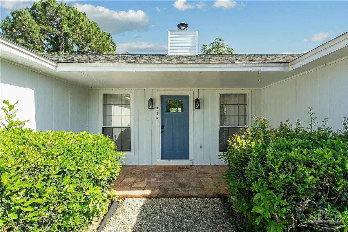 312 Florida Ave Gulf Breeze, FL 32561 - Thumbnail 3