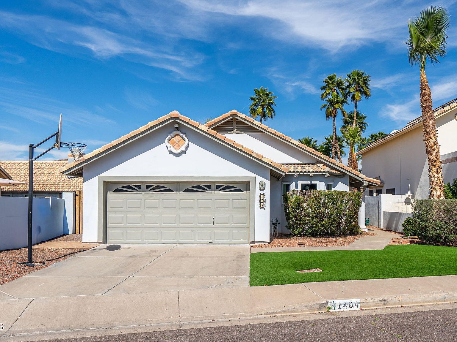 1404 E Rosemonte Dr Phoenix, AZ 85024 - Thumbnail 3