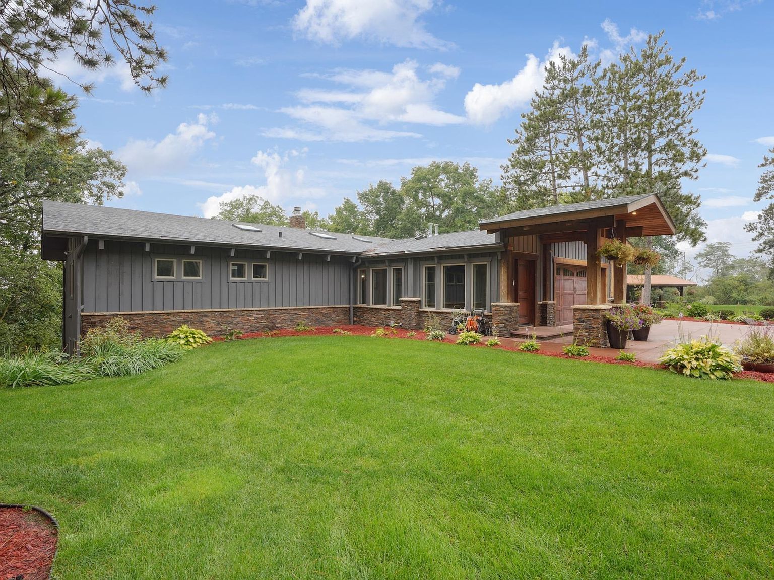 227 River Crest Dr Hudson, WI 54016 - Thumbnail 3