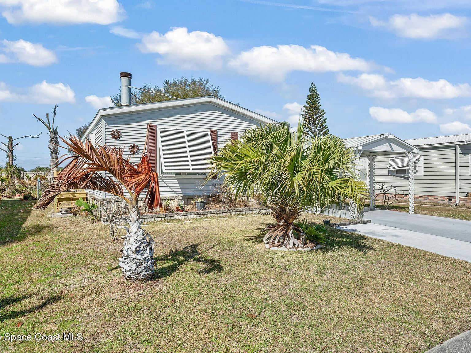 1854 Mango St NE Palm Bay, FL 32905 - Thumbnail 3