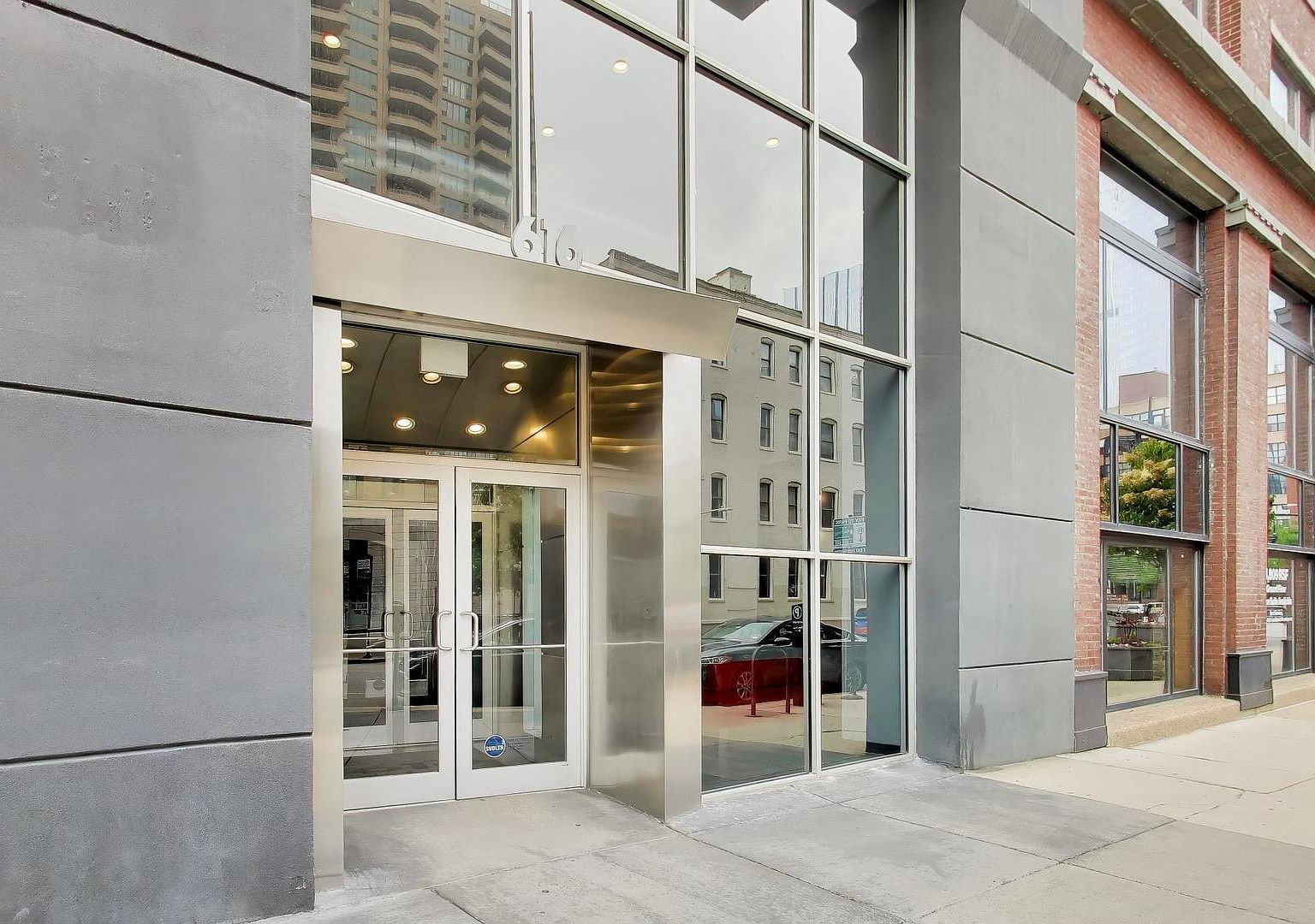 616 W Fulton St APT 503 Chicago, IL 60661 - Thumbnail 3