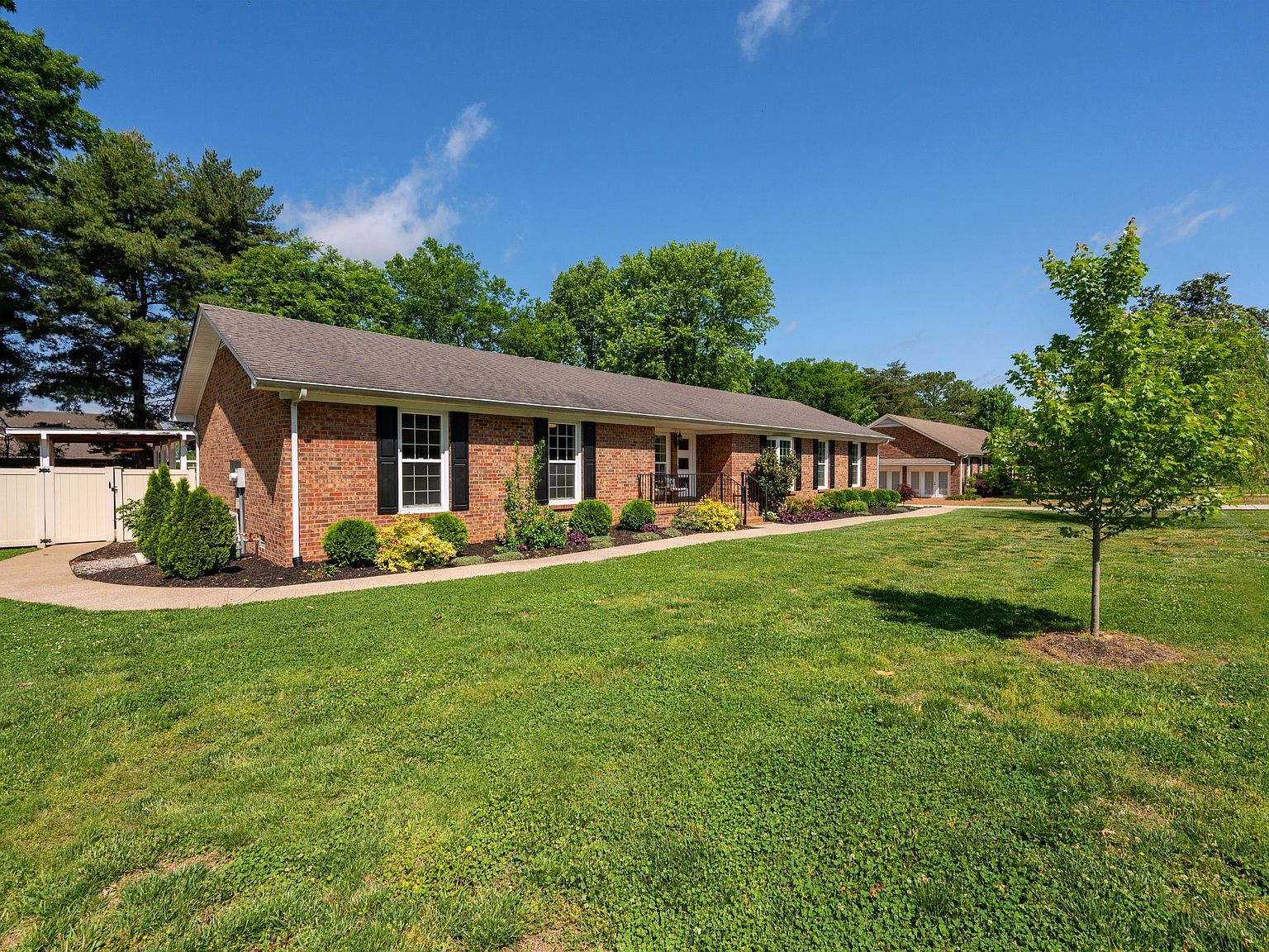 2607 Regency Park Dr Murfreesboro, TN 37129 - Thumbnail 3