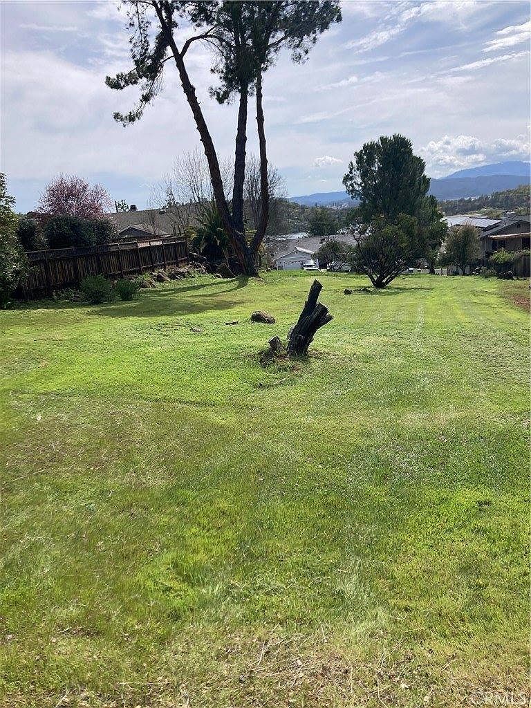 18475 Kentwood Pl Hidden Valley Lake, CA 95467 - Thumbnail 3