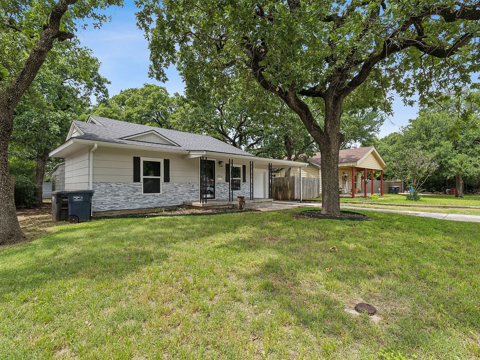 2826 McGee St Fort Worth, TX 76112 - Thumbnail 3
