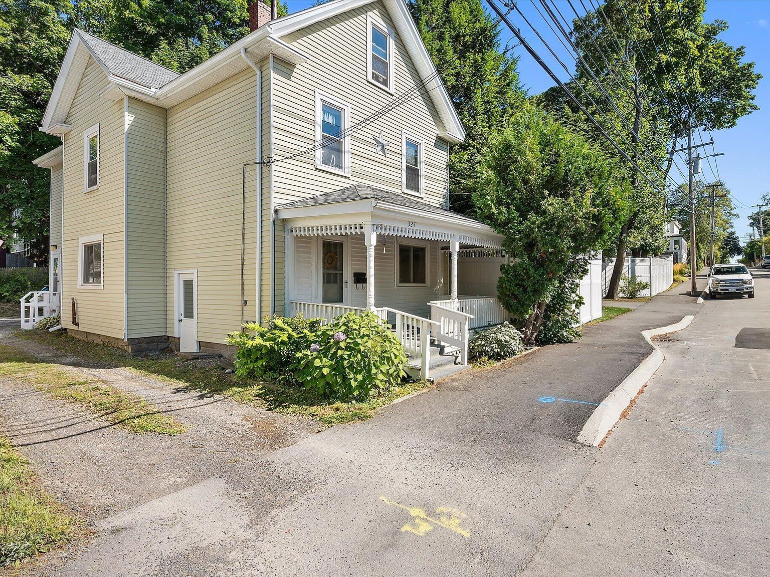 327 French St Bangor, ME 04401 - Thumbnail 3
