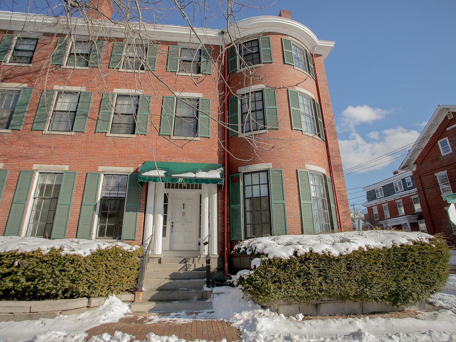 77 Broadway Bangor, ME 04401 - Thumbnail 3