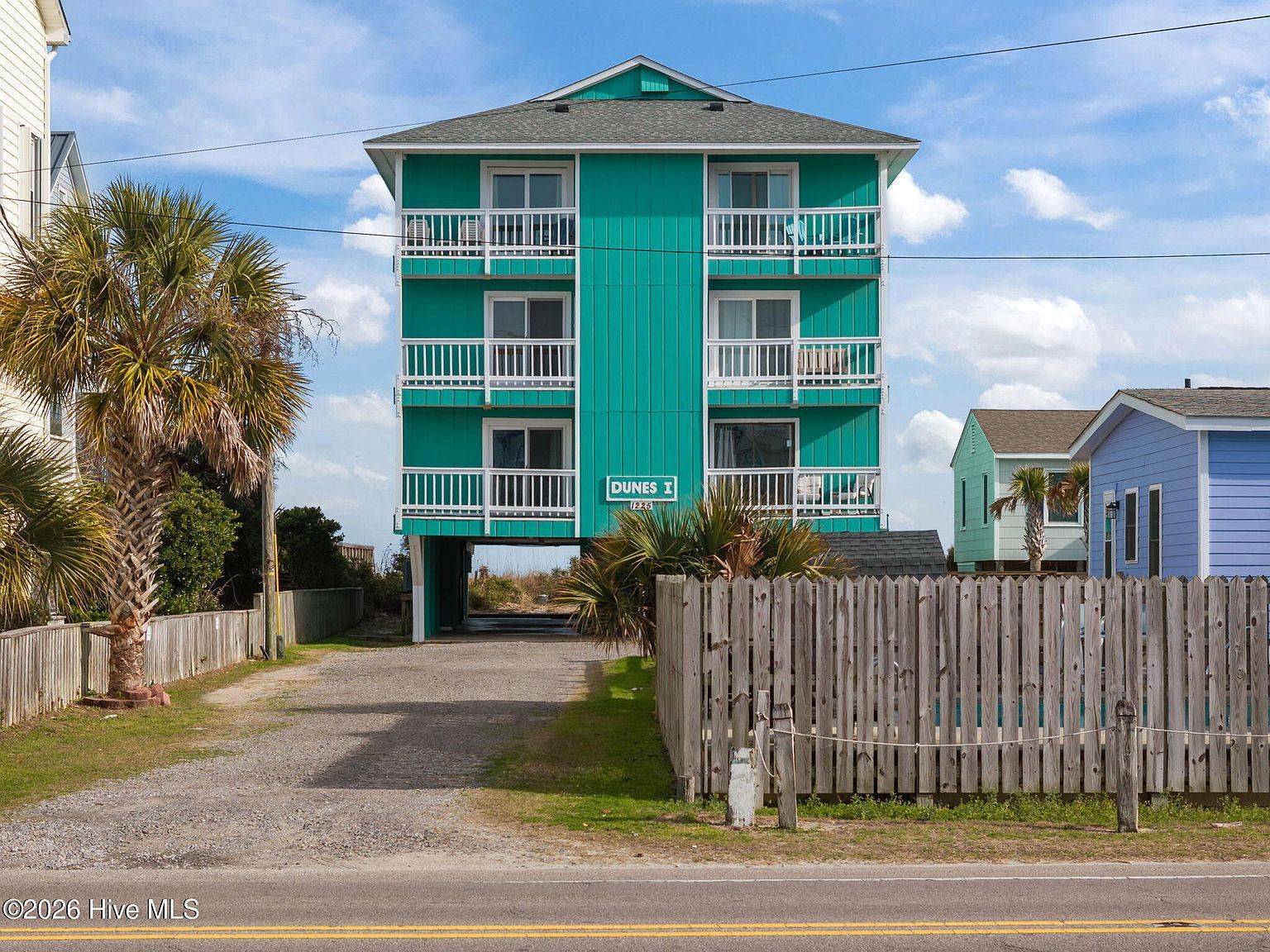 1225 Lake Park Blvd S APT 1A Carolina Beach, NC 28428 - Thumbnail 3