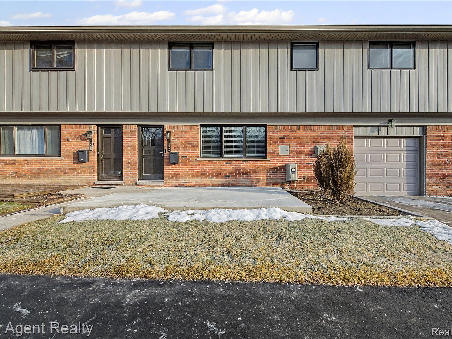 152 E Hickory Grove Rd Bloomfield Hills, MI 48304 - Thumbnail 3