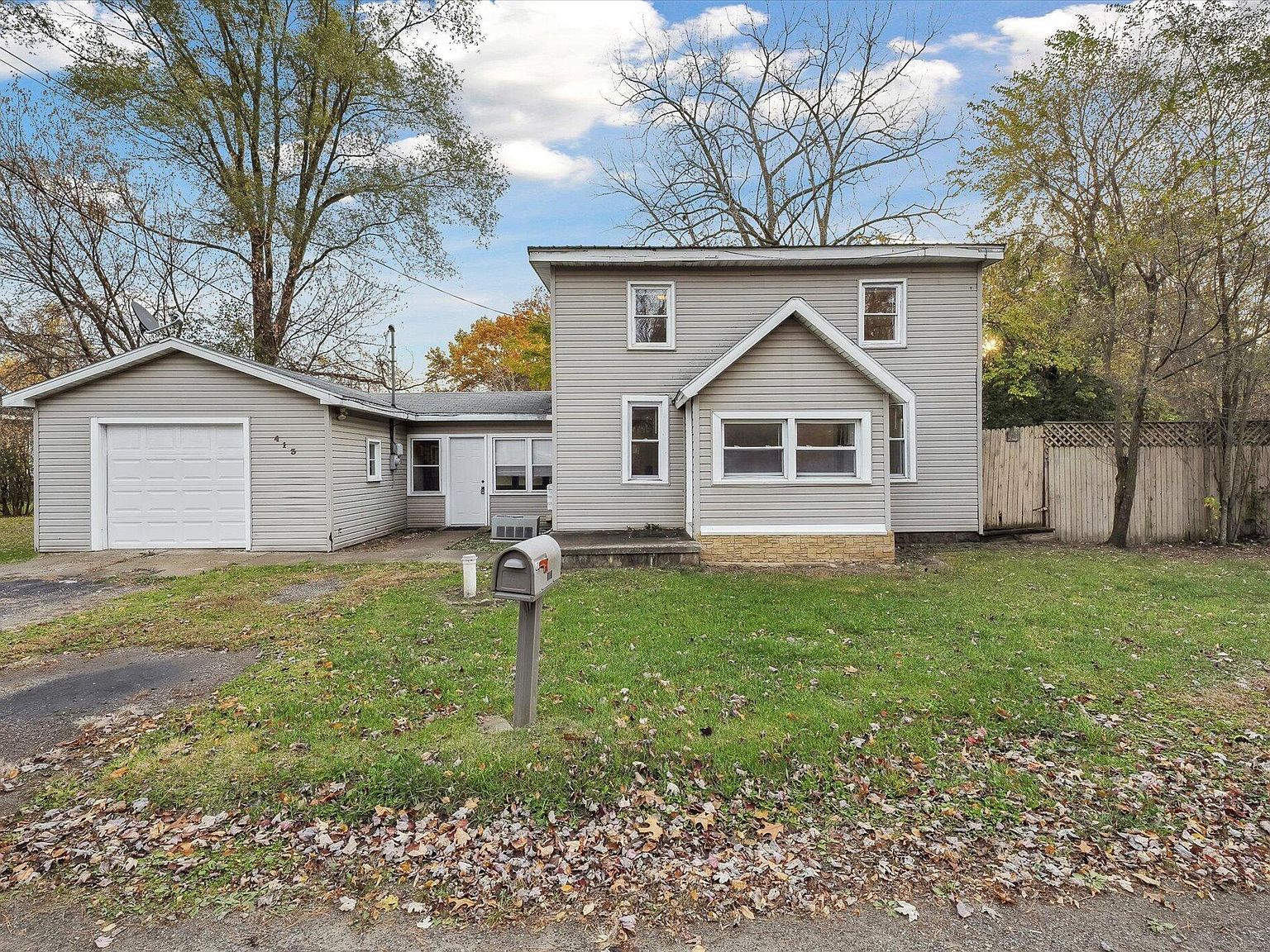 413 7th St Michigan Center, MI 49254 - Thumbnail 3